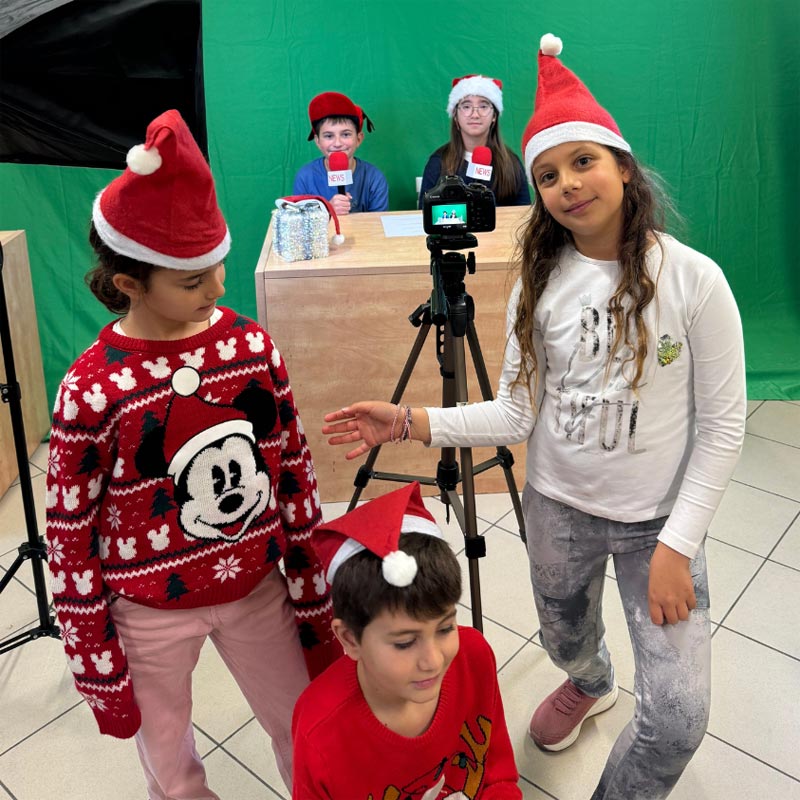 Lights, Camera… Χριστούγεννα!